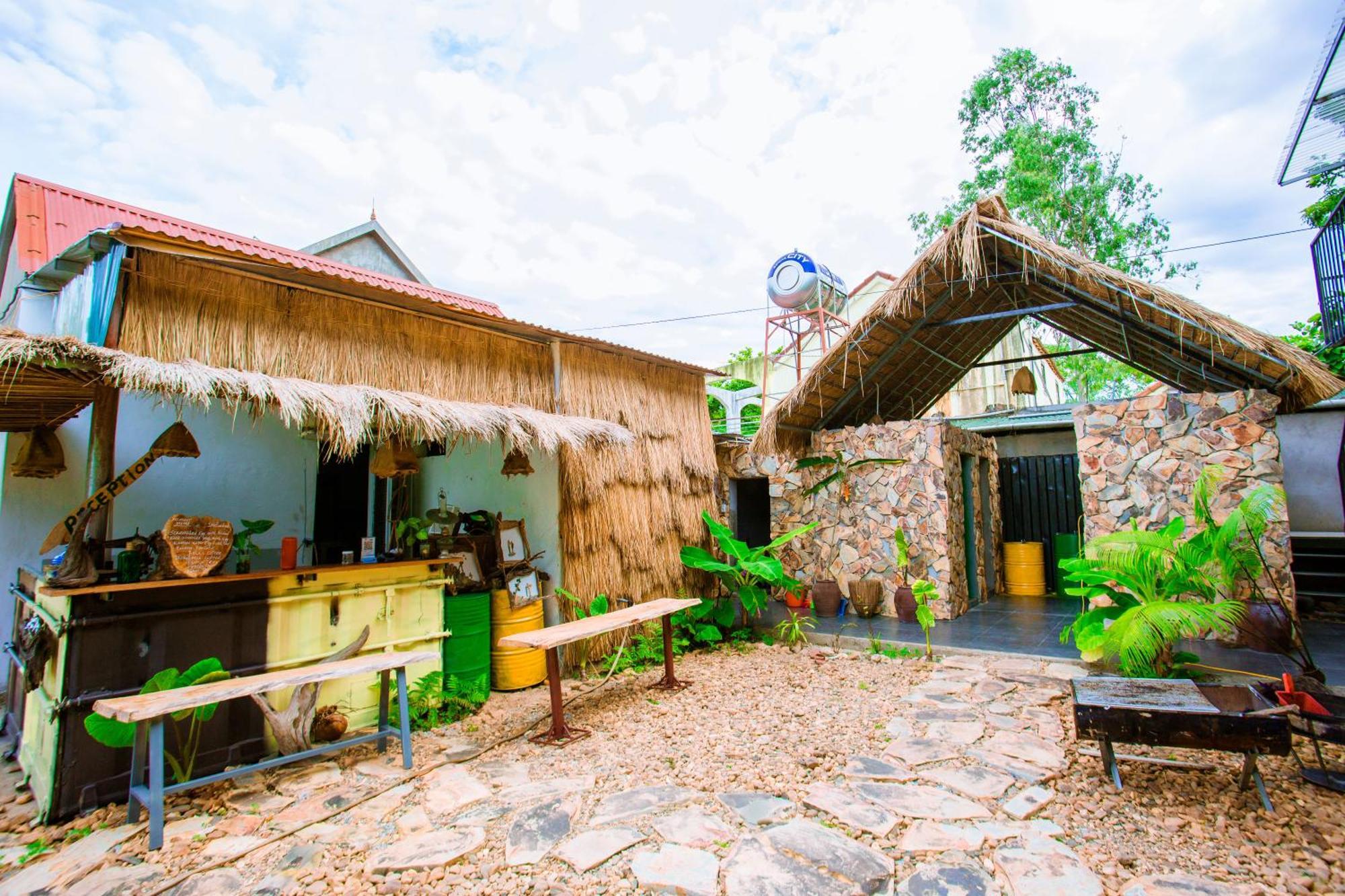 Phong Nha A Little Leaf Homestay Bagian luar foto